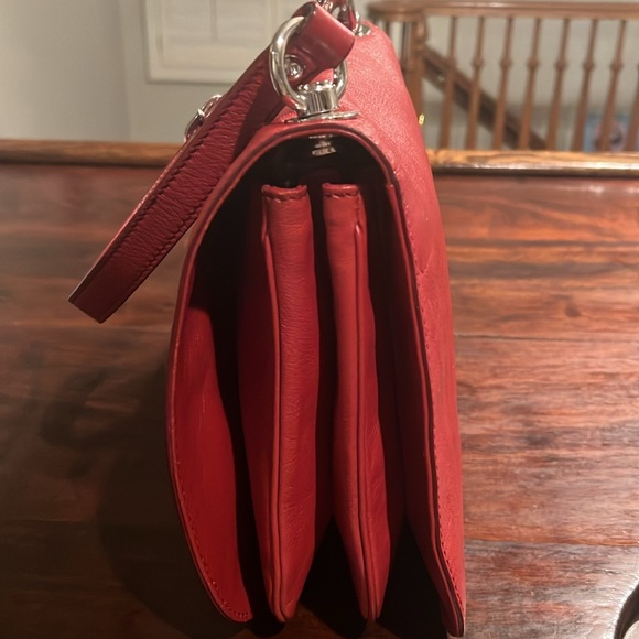 GUCCI x TOM FORD Blondie Calfskin Flap Siren Red Shoulder Bag - Picture 5 of 16